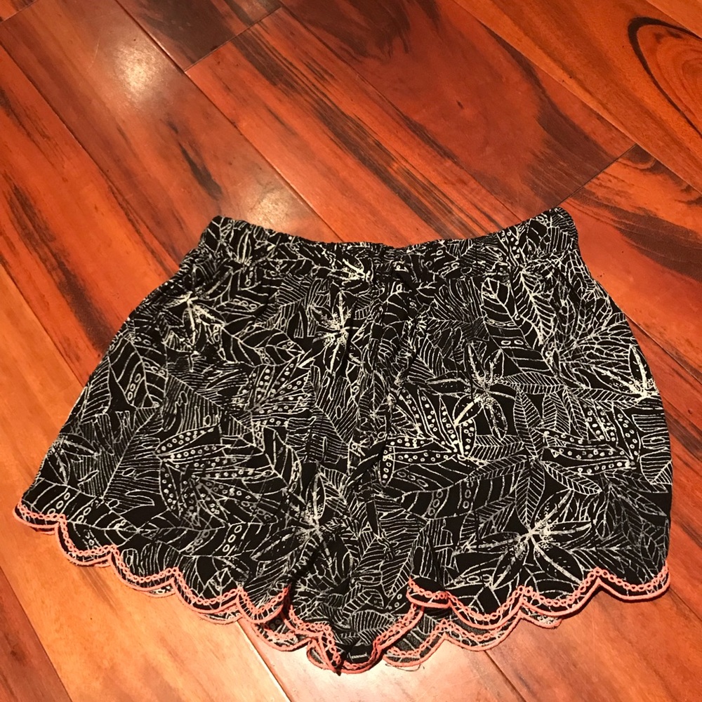 Mission size small boho shorts